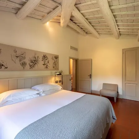 Unique With Infinity Pool Inside Chianti *