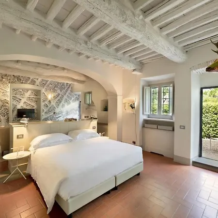 Unique With Infinity Pool Inside Chianti Villa