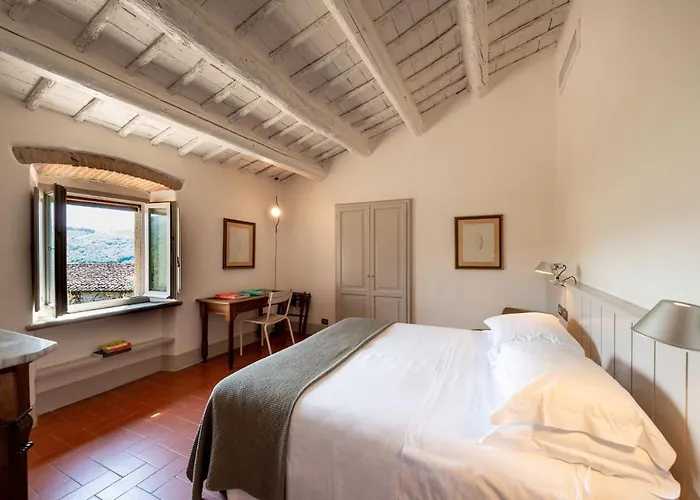 Unique With Infinity Pool Inside Chianti Villa Corti