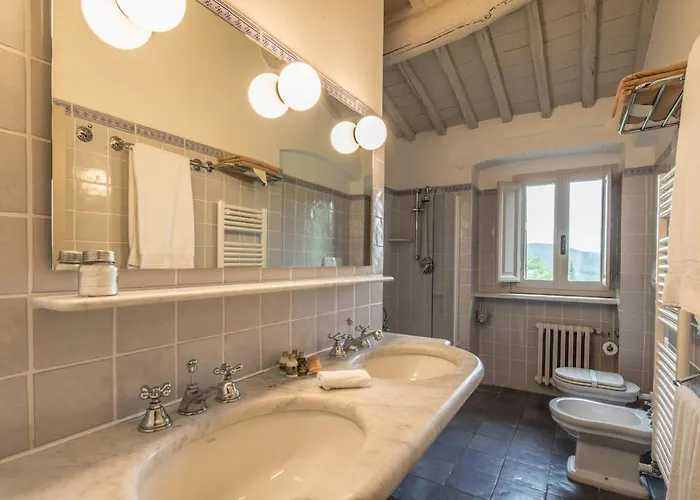 Unique With Infinity Pool Inside Chianti Corti