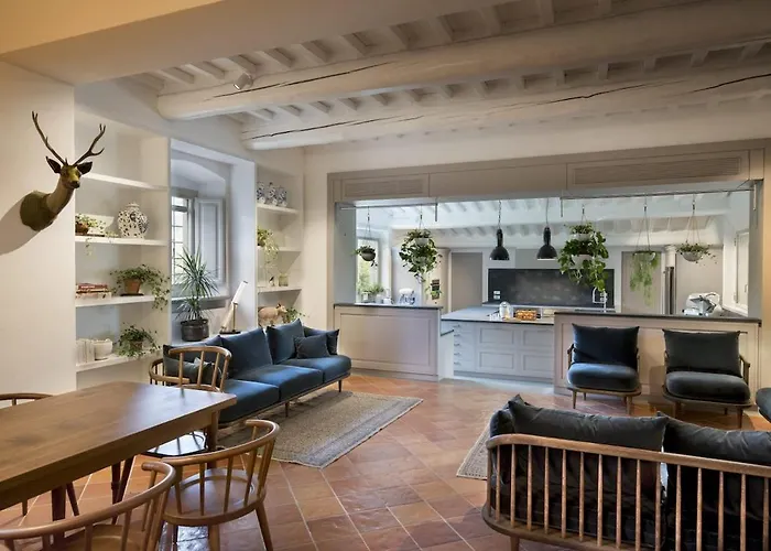 Unique With Infinity Pool Inside Chianti Villa