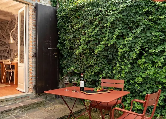 Unique With Infinity Pool Inside Chianti Corti