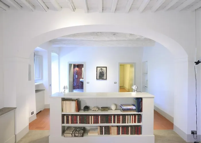 Unique With Infinity Pool Inside Chianti